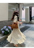 การ์เน็ต ชุดกี่เพ้าลูกไม้สีเบจ 2 ชิ้น คอวี