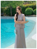 ลิเลียน ชุดกี่เพ้าสองชิ้นผ้าซาตินปักลายสีม่วงลาเวนเดอร์