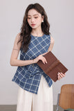 เสื้อแขนกุดลายตารางสีน้ำเงิน