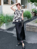 เมลินดา ชุดกระโปรงและเสื้อผ้าลูกไม้สีดำปักลายสไตล์กี่เพ้า 2 ชิ้น