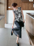 เมลินดา ชุดกระโปรงและเสื้อผ้าลูกไม้สีดำปักลายสไตล์กี่เพ้า 2 ชิ้น