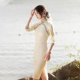 กี่เพ้าแสงจันทร์ที่สวยงาม